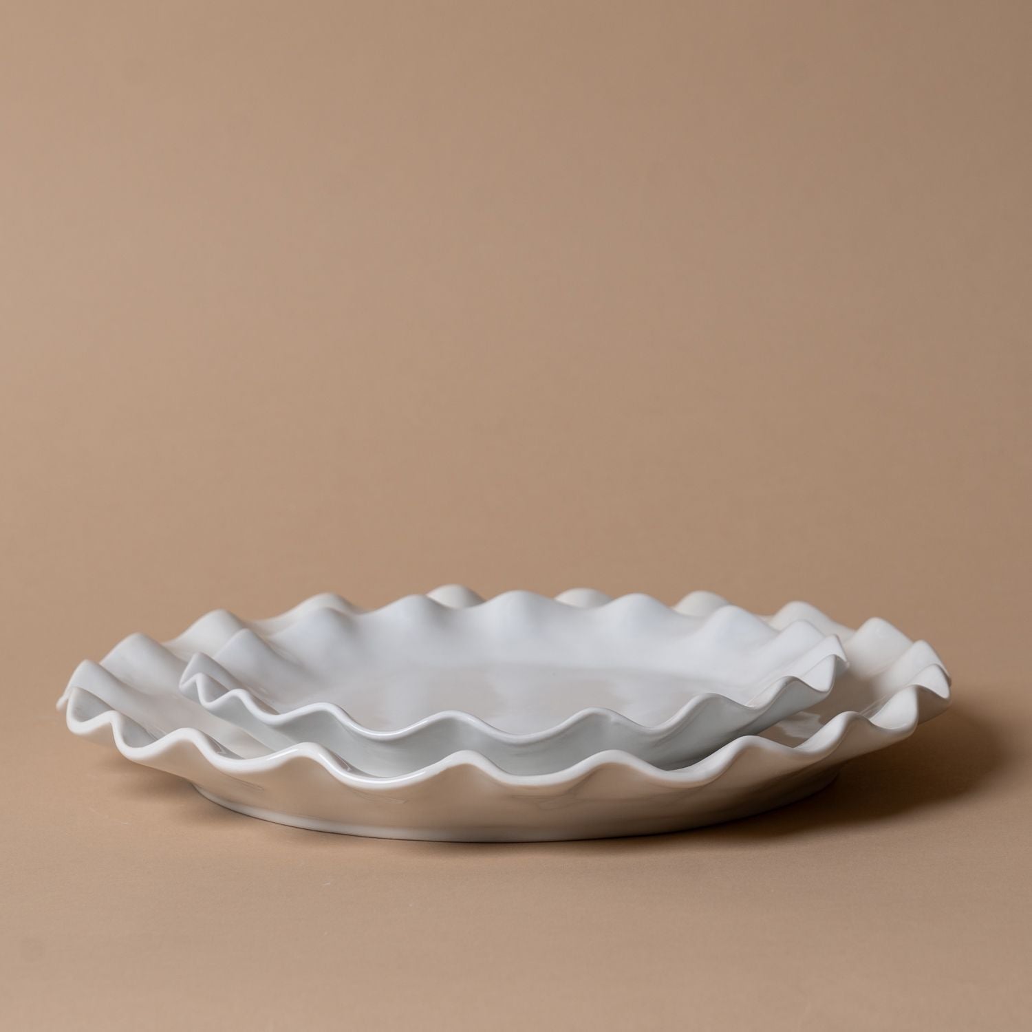 Organic Ruffle Edge Stoneware Dining Collection - Rug & Weave