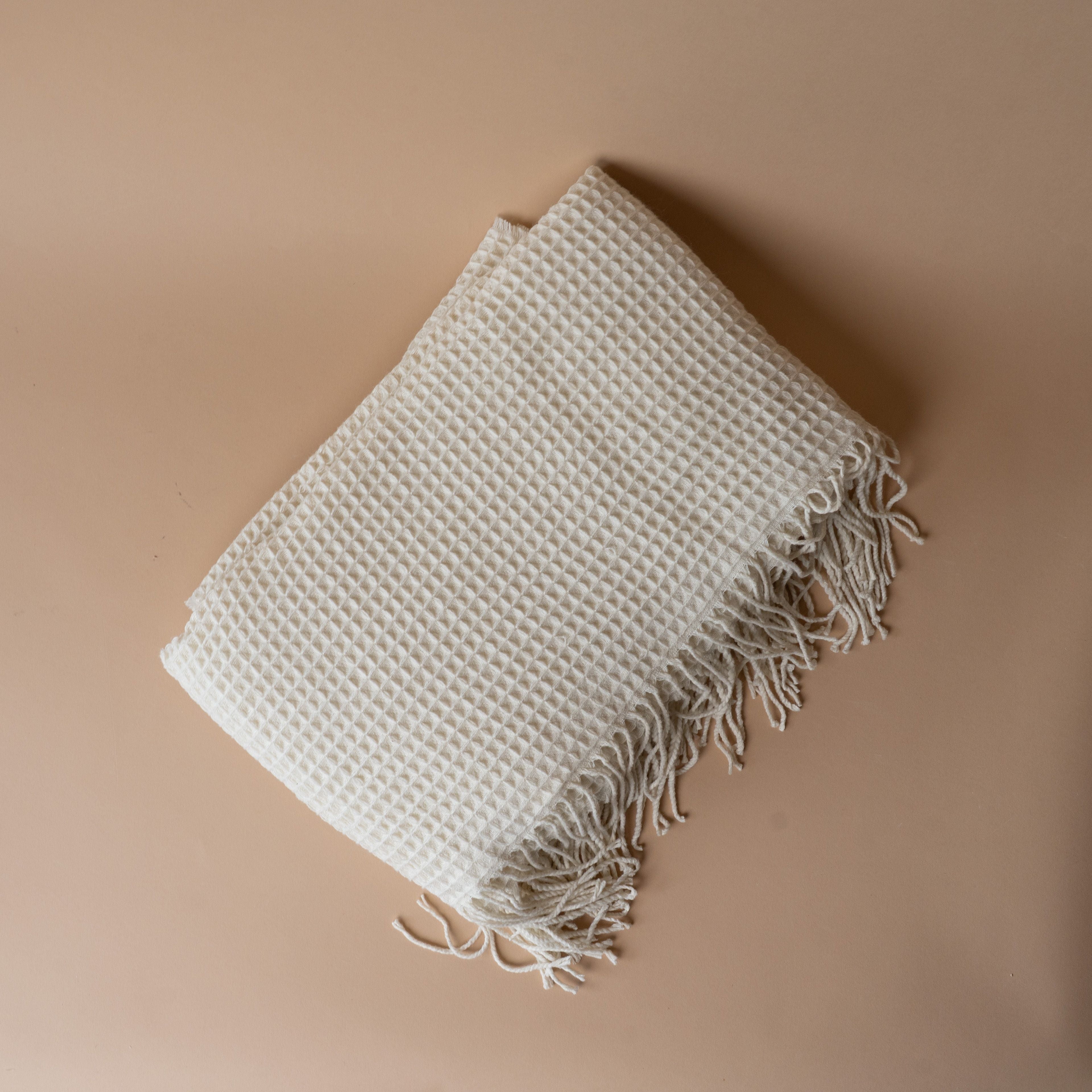 Waffle Throw Blanket with Fringe blanket Brunelli (ShopZio)