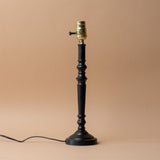 Primitive Tischlampe | Fuß &amp; Schirm