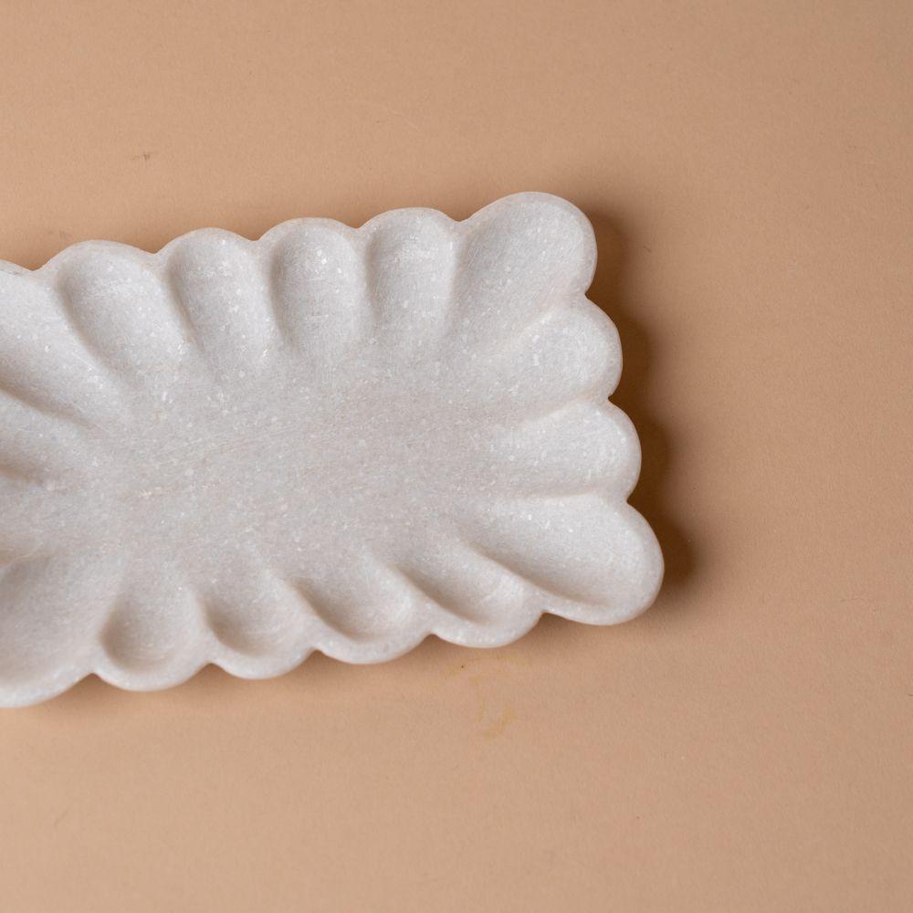 Marble Scallop Edge Dish dish Indaba
