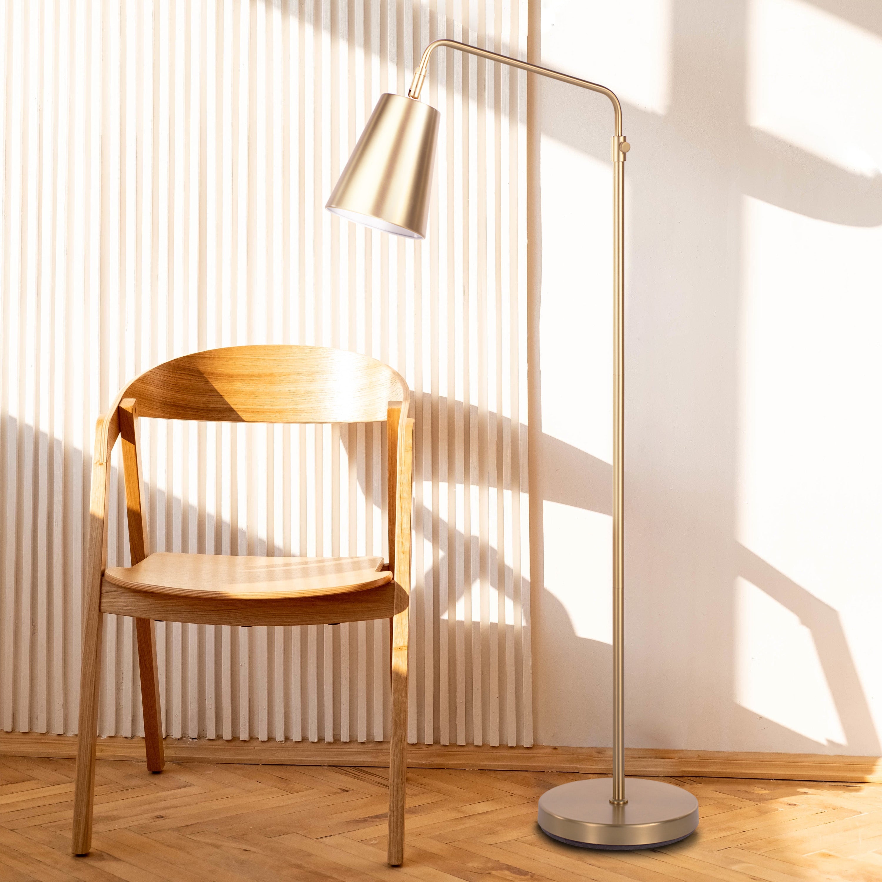 Nottingwich Floor Lamp LIGHTING - Floor Lamp Renwil