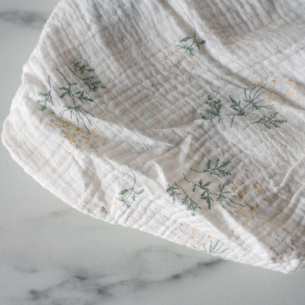 Floral Pattern Muslin Crib Sheet - Rug & Weave
