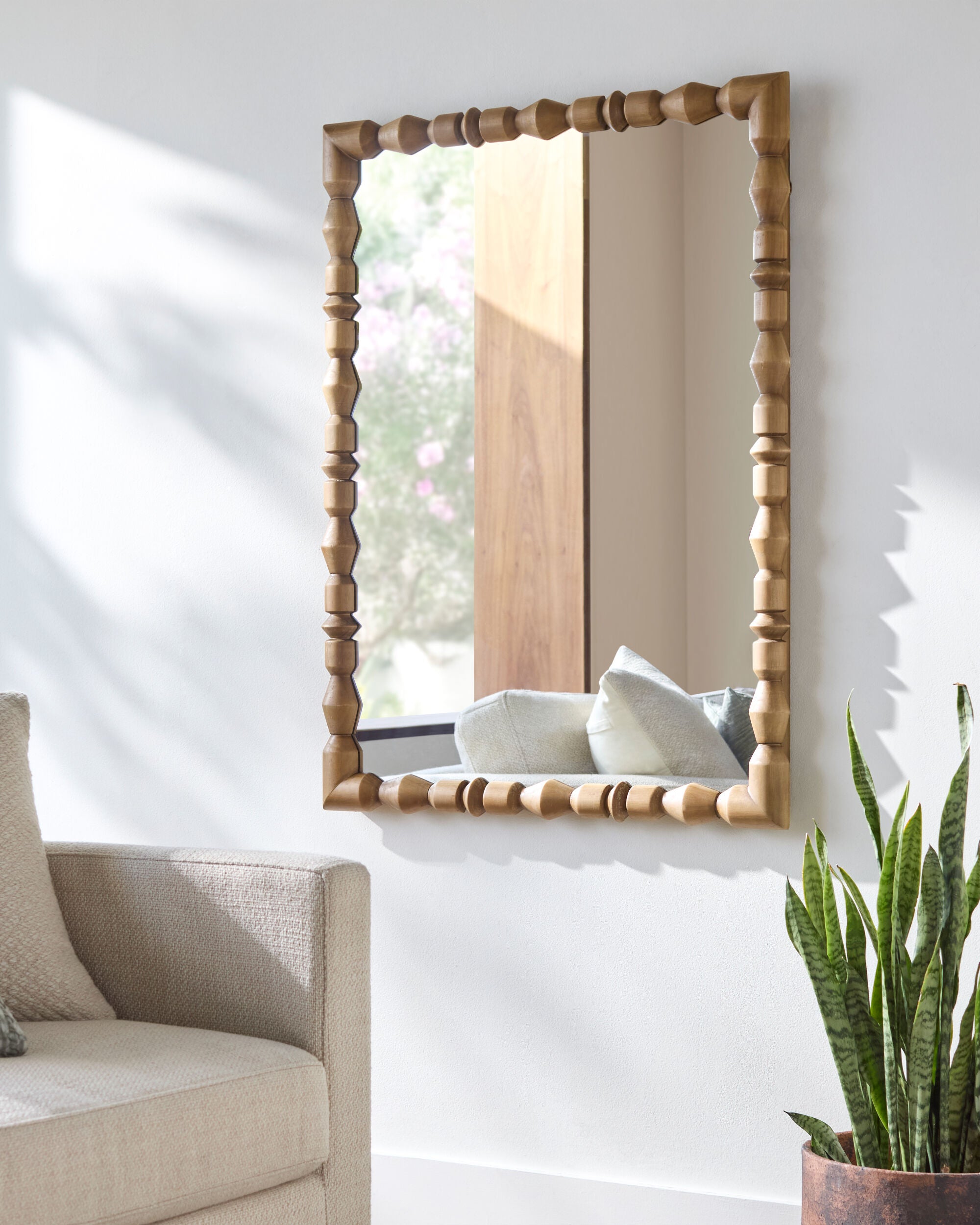 Elisaveta Accent Mirror MIRROR - Accent Mirror Surya