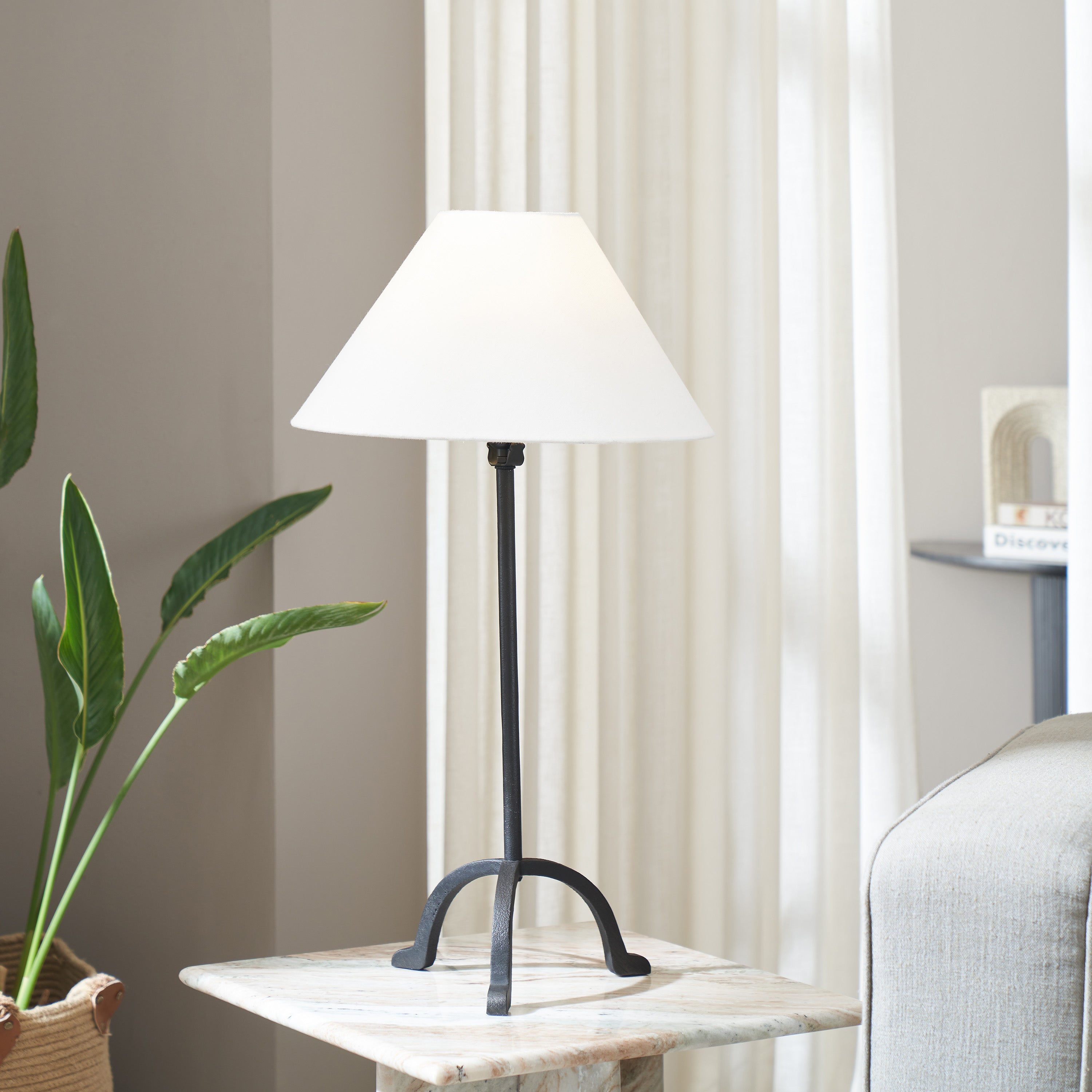 Kittsley Table Lamp LIGHTING - Table Lamp Renwil