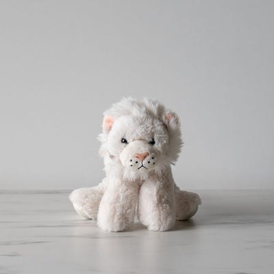 Leo the White Lion - Rug & Weave