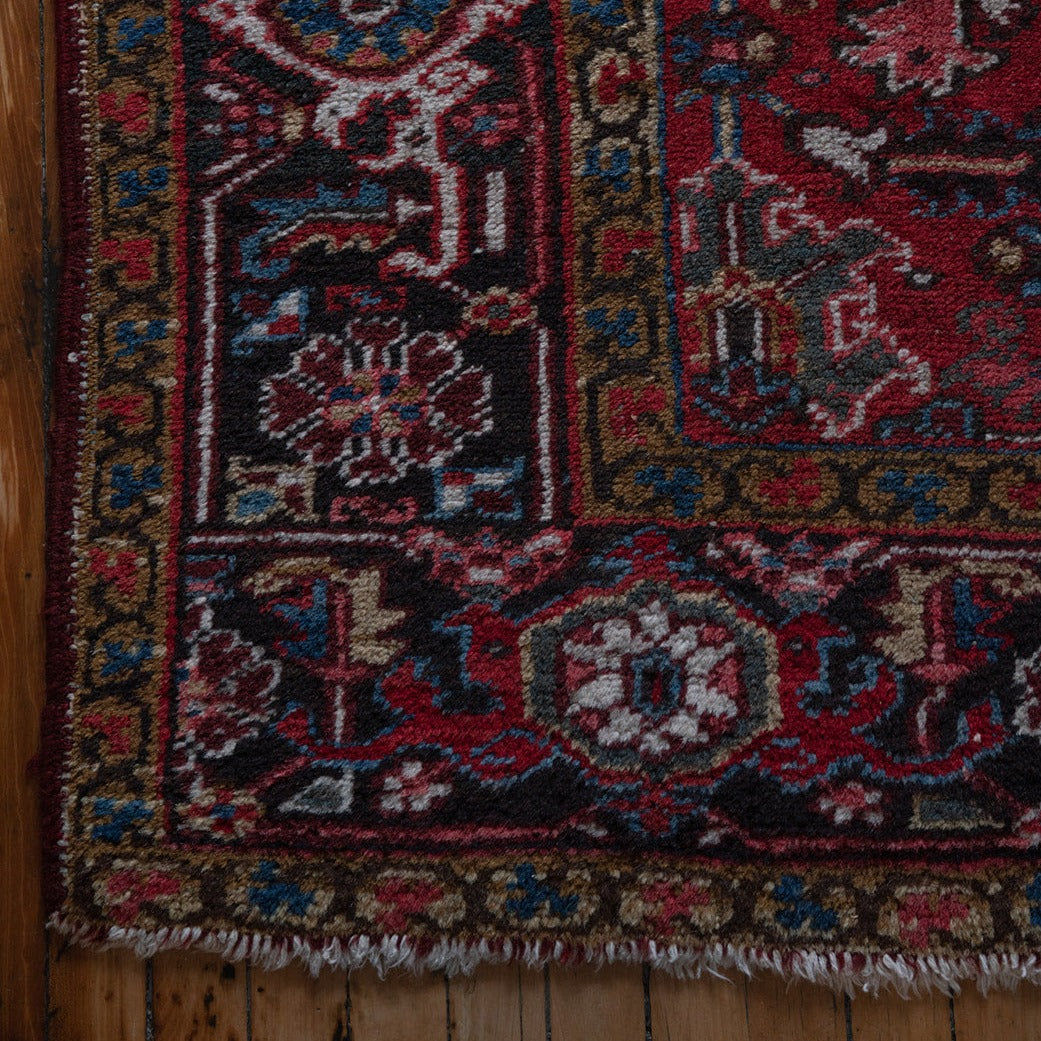 6'3" x 9' Persian Heriz Rug - Rug & Weave