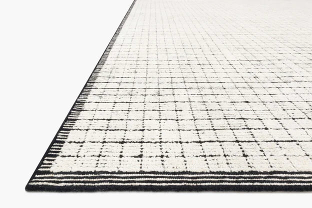 Loloi Beverly Ivory/ Black Rug - Rug & Weave