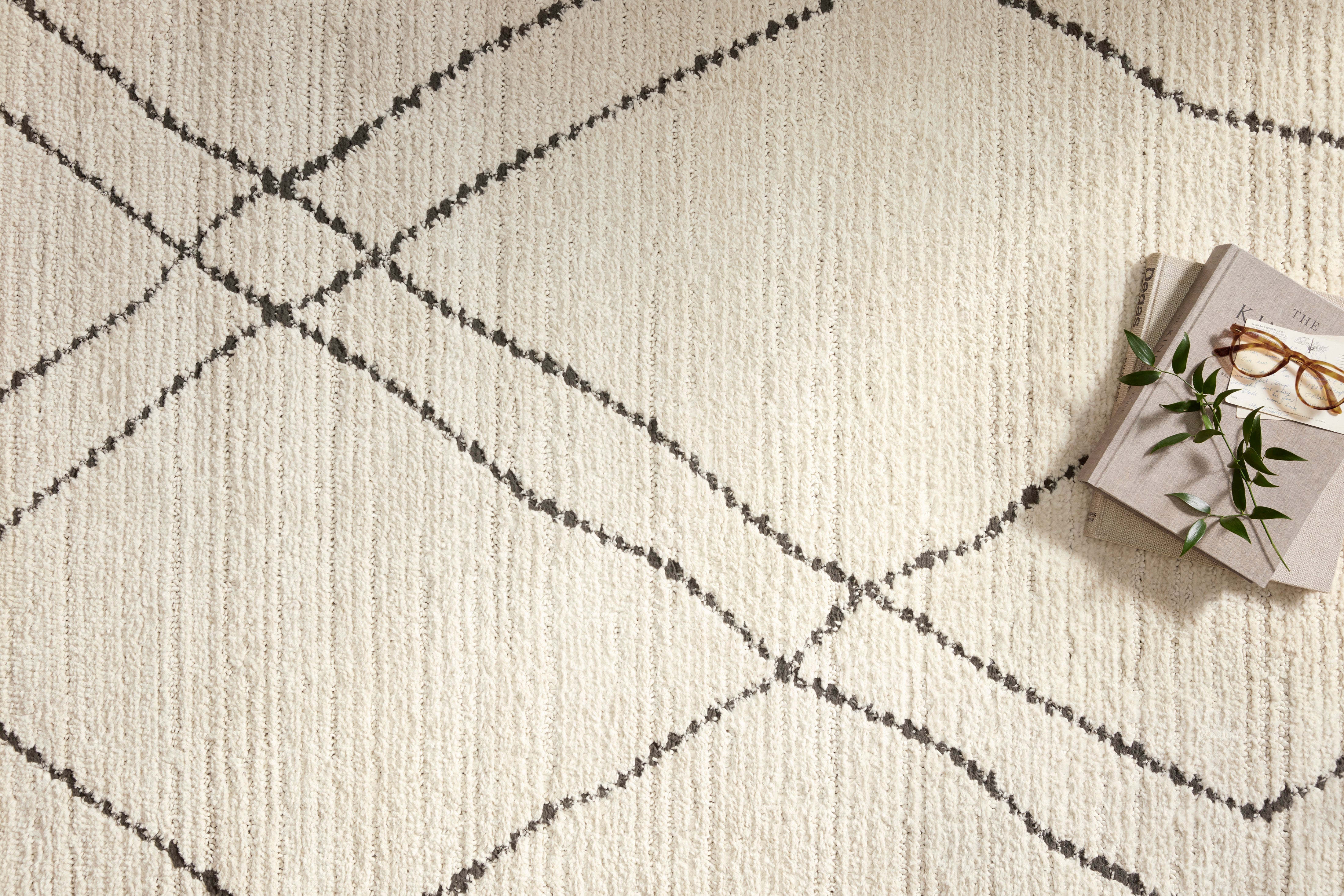 Loloi Fabian Ivory / Charcoal - Rug & Weave