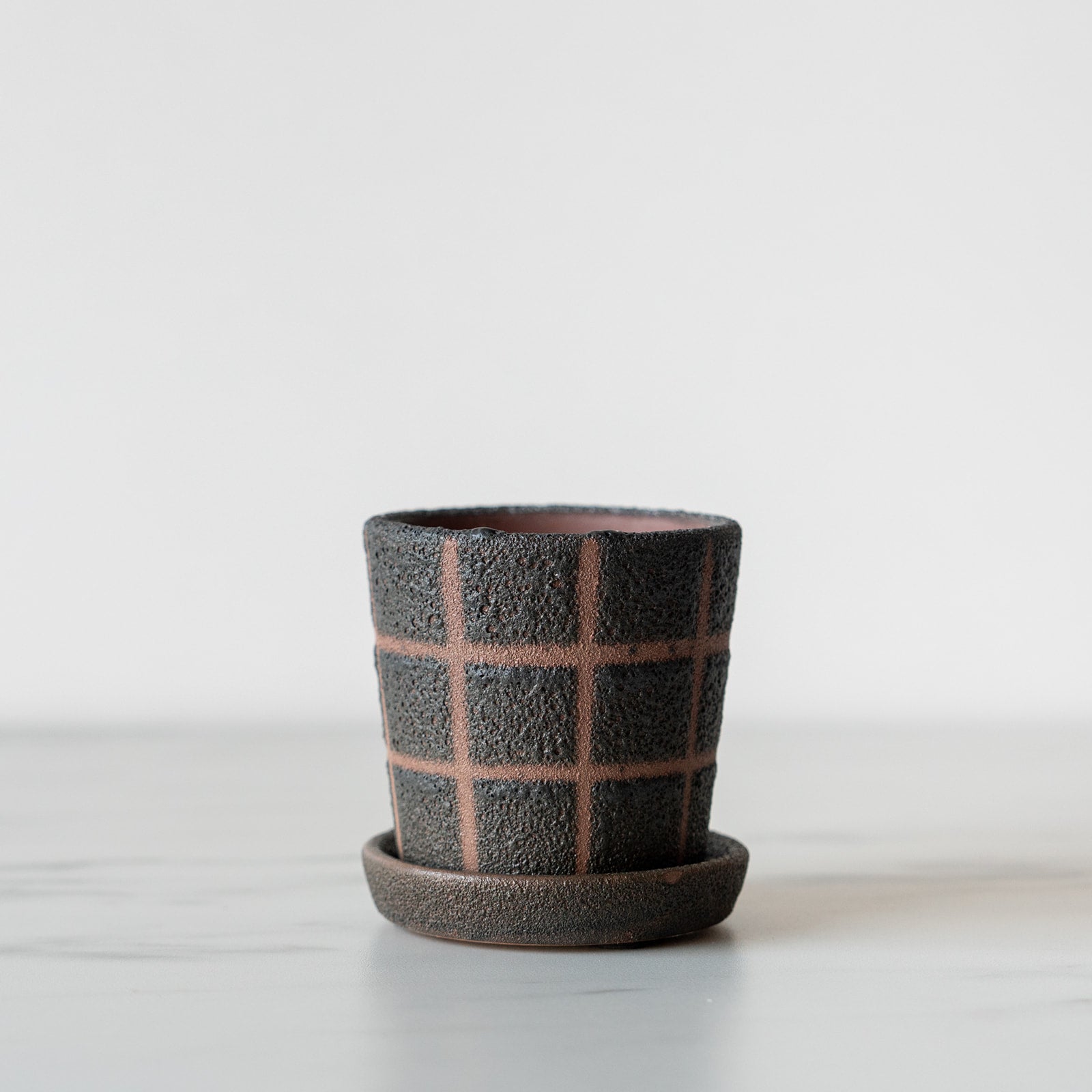 Grid Pattern Terracotta Planter with Saucer