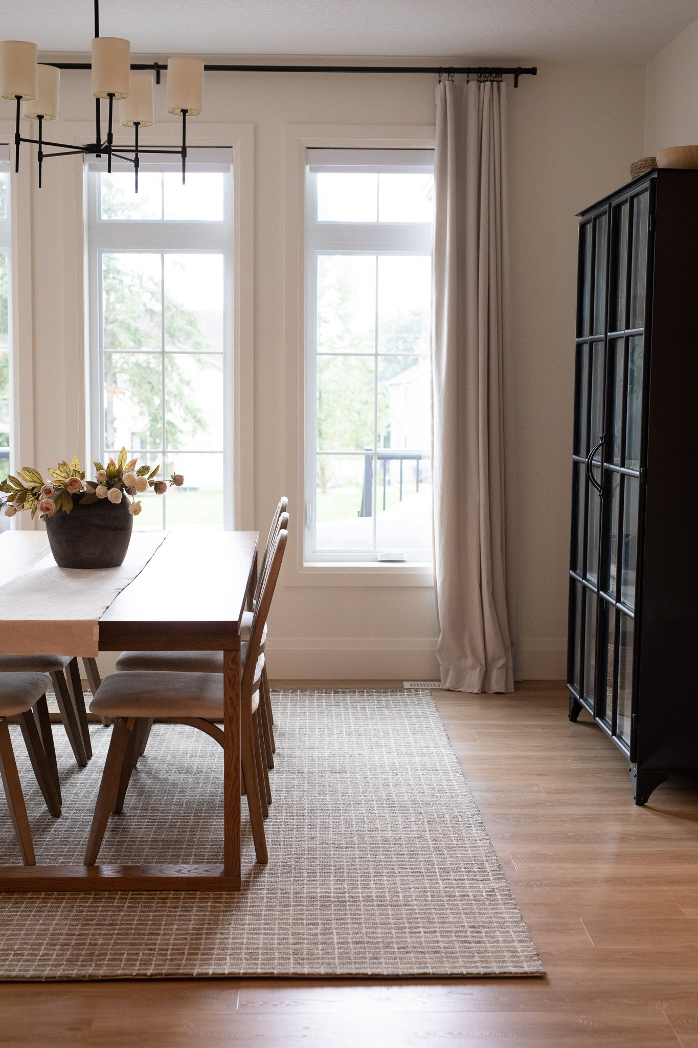 Loloi Giana Charcoal Rug - Rug & Weave