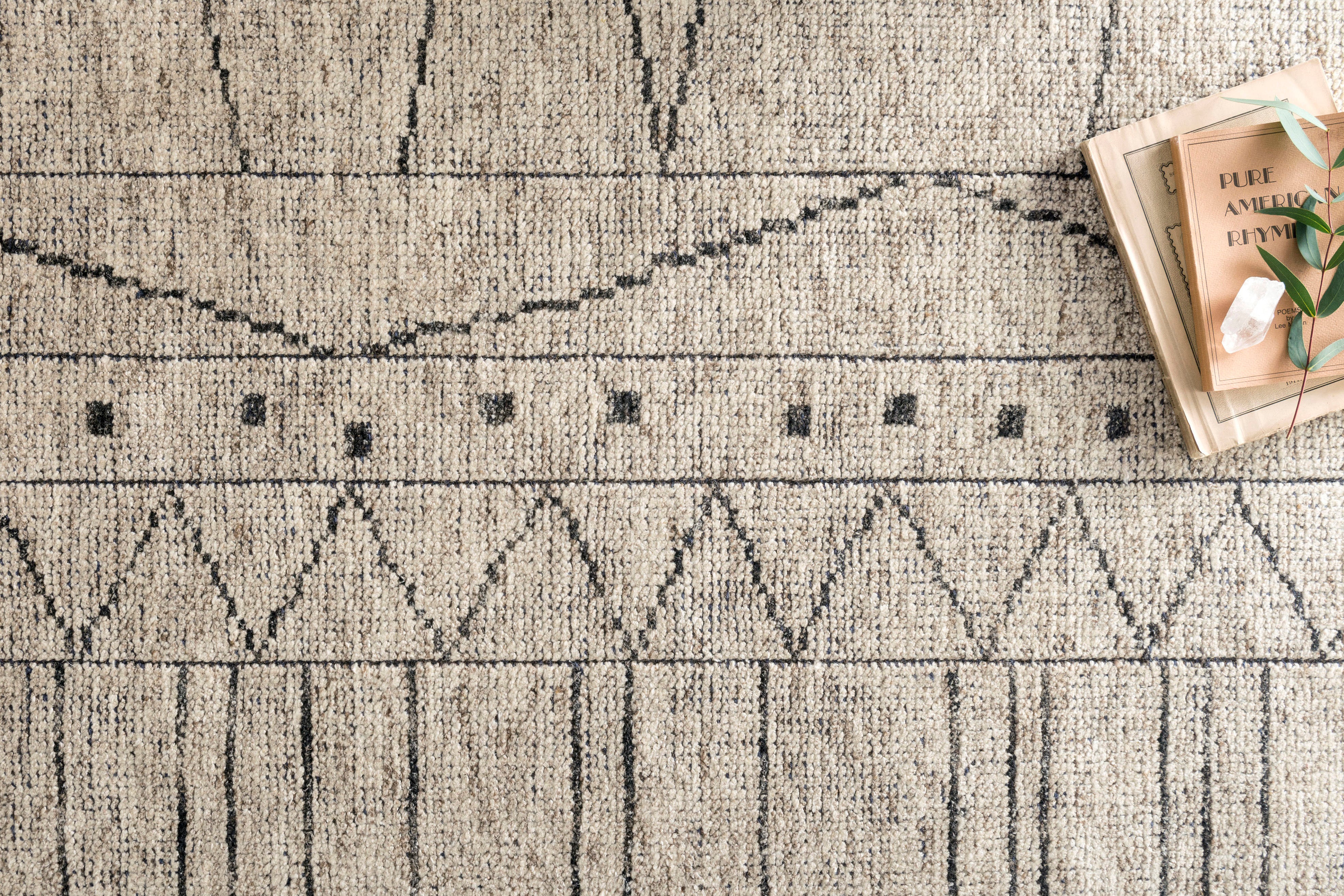 Loloi Odyssey Natural / Ash Rug - Rug & Weave