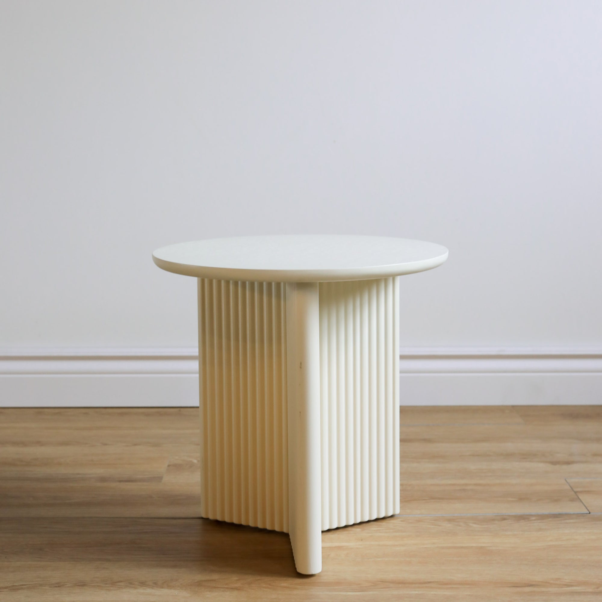 Gus* Modern Odeon End Table - Pearl